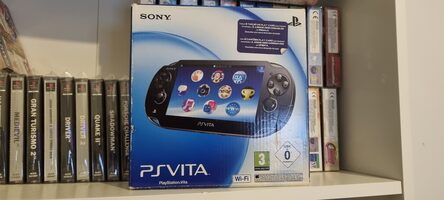 PS Vita, Black, 8GB