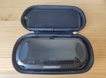 PS Vita 1004 (Negra) for sale