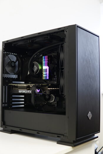 *r9-5950x 64gb Rtx 4070 Ti* žaidimų monstras