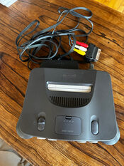 NINTENDO 64 CON JUEGO SUPER MARIO. SIN CAJA Y SIN MANDO