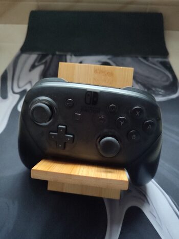 Mando Pro Switch