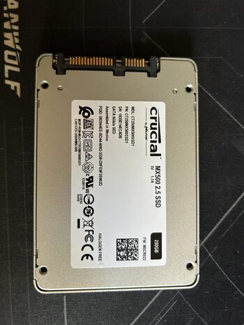 Crucial MX500 250 GB SSD Storage