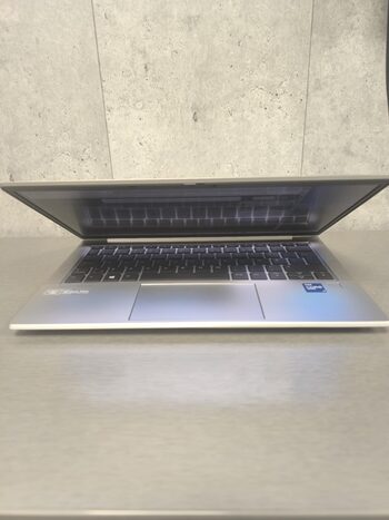 HP EliteBook 830 G8 Intel i7-1185G7 Intel Iris Xe G7 96 EU / 16GB DDR4 / 1024GB NVME / 53 Wh / Silver