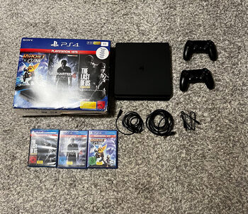 PlayStation 4 slim 1tb