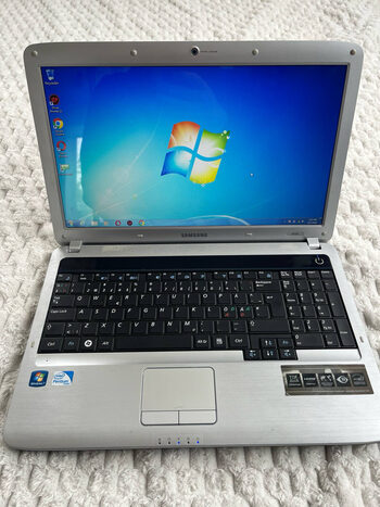 Samsung R530