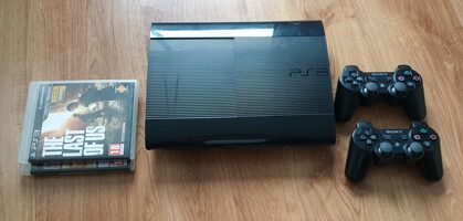 PlayStation 3 super slim 