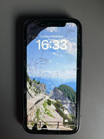 Apple iPhone 11 64GB Black