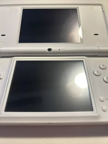 Nintendo DSi, White