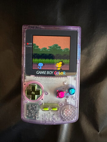 Game Boy Color con pantalla ips