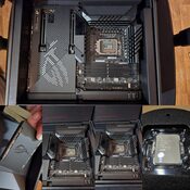 Asus Rog Maximus Z690 Extreme + Intel Core i9-13900KF