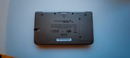 Atrišta DSi XL + Lego Star wars complete saga