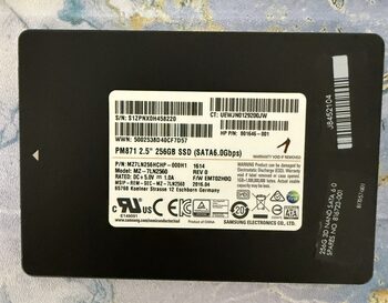 Samsung PM871b 256 GB SSD Storage