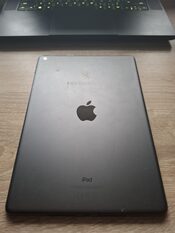 Apple iPad (7th generation) 128 GB su Apple pencil 1