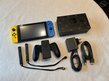 Apynaujis Nintendo Switch V2 32GB Fortnite Edition