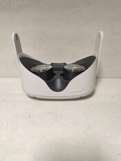 Oculus quest 2 Tik akiniai su defektu. for sale