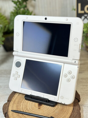 3DS XL + SD 32gb Nintendo