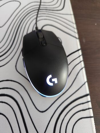 G102 gaming pelė