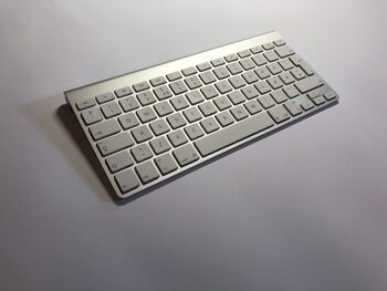 Genuine Apple Magic A1314 Wireless Keyboard Magic Keyboard