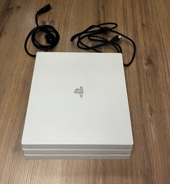 Buy Ps4 Pro 1 TB blanca