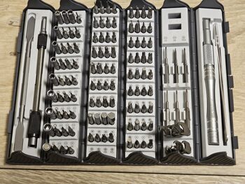 128-in-1 atsuktuvų rinkinys elektronikai S2 plienas