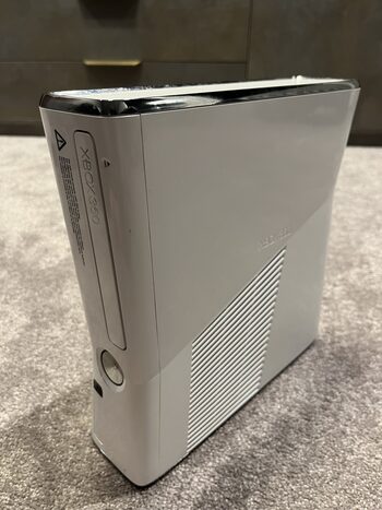 Xbox 360, White, 250GB for sale