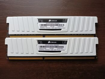 Corsair Vengeance 8 GB (2 x 4 GB) DDR3-1600 Black / White PC RAM for sale