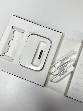 NETESTUOTAS Apple Universal Dock Adapterių Rinkinys MB125G/B 