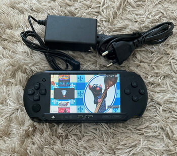 PSP E1000+67 zaidimai+ Minecraft for sale