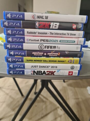 PS4 slim 1TB su 3 pulteliais+9 žaidimai dovanų 