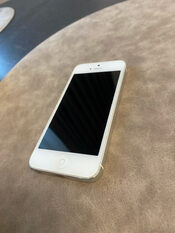 Buy Apple iPhone 5 16GB White/Silver