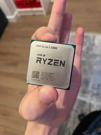 AMD Ryzen 3 2200G 3.5-3.7 GHz AM4 Quad-Core CPU