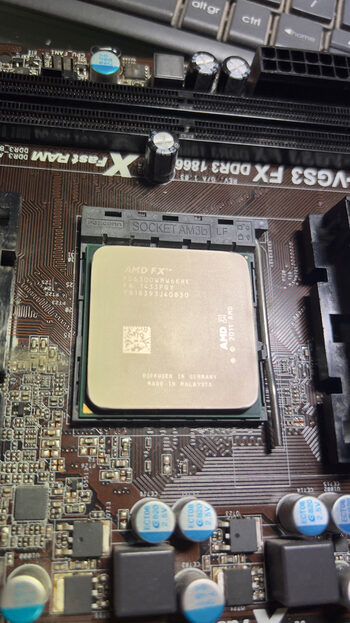 AMD FX-6300 3.5 GHz AM3+ 6-Core CPU