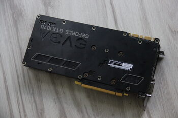 EVGA GeForce GTX 1070 8 GB 1594-1784 Mhz PCIe x16 GPU