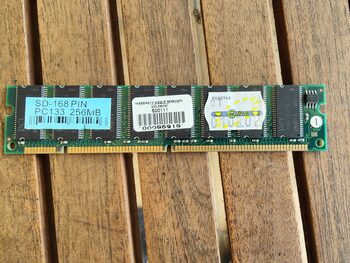 RAM DE 256MB DIMM PC133 133MHz 168-PIN