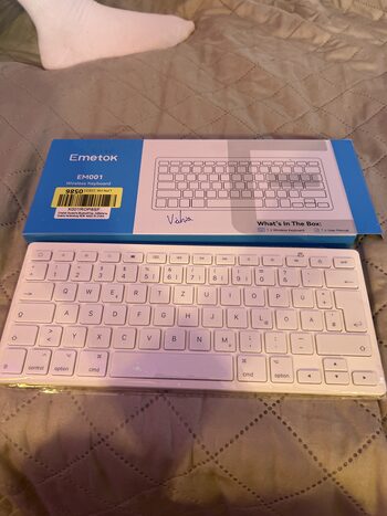 Emetok wireless keyboard