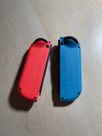 Joy - con red and blue
