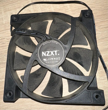 NZXT FN V2 120 mm Black / White Single PC Case Fan