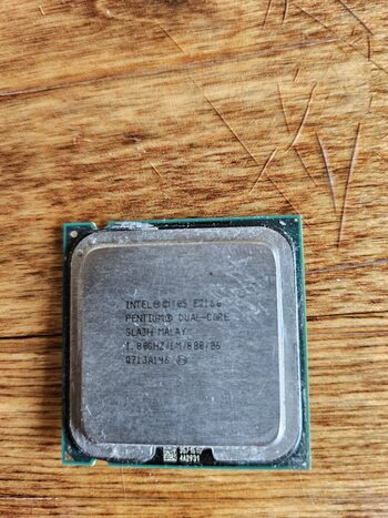 Intel Pentium E2160 1.8 GHz LGA775 Dual-Core CPU