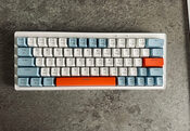 Mechanine klaviatura (mechanical keyboard with yellow switches)