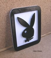 Playboy escudo cartel letrero impreso en relieve 3D