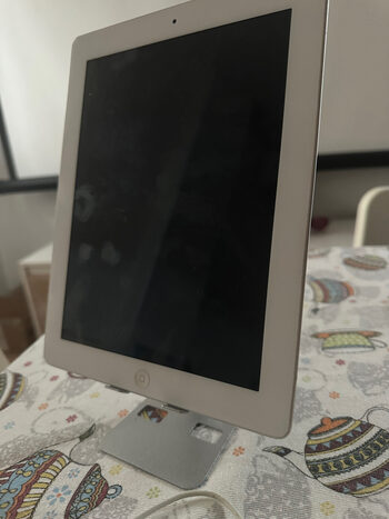 Apple iPad 2 CDMA 16GB White