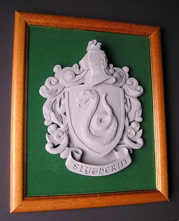 Buy Harry Potter escudo familia Slytherin enmarcado impreso en 3D