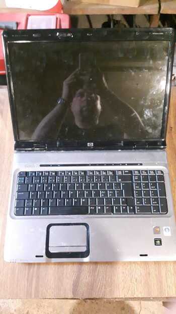 Troc Echange HP PAVILION DV 9000 EN PANNE sur