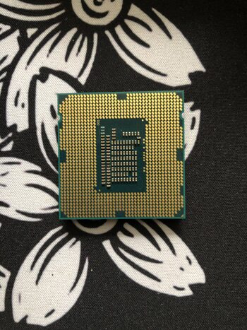 Intel Core i3-3240 3.4 GHz LGA1155 Dual-Core CPU