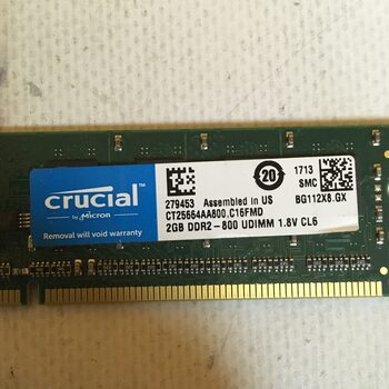 Crucial 2 GB (1 x 2 GB) DDR2-800 Green PC RAM
