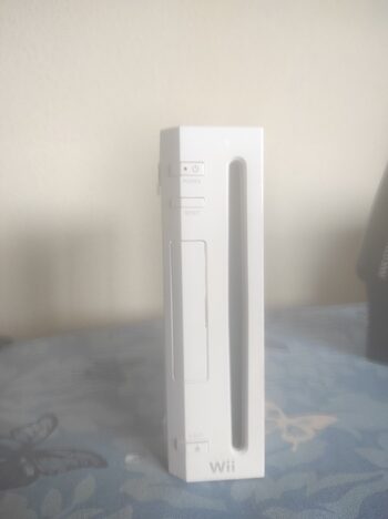 Buy Consola Wii + 2 mandos + 2 joystics