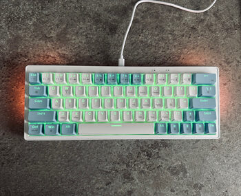 Redeem Mechanine klaviatura (mechanical keyboard with yellow switches)