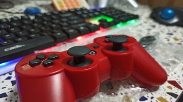 Control joystick Playstation 3 PS3 Inalámbrico rojo