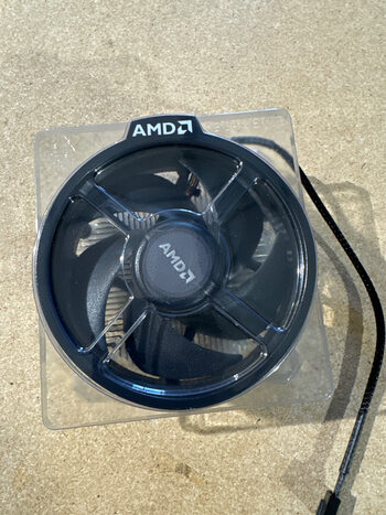 AMD AM4 stock cooler