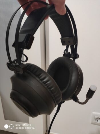 CASCOS HX 500 Exclusivo de GAME for sale